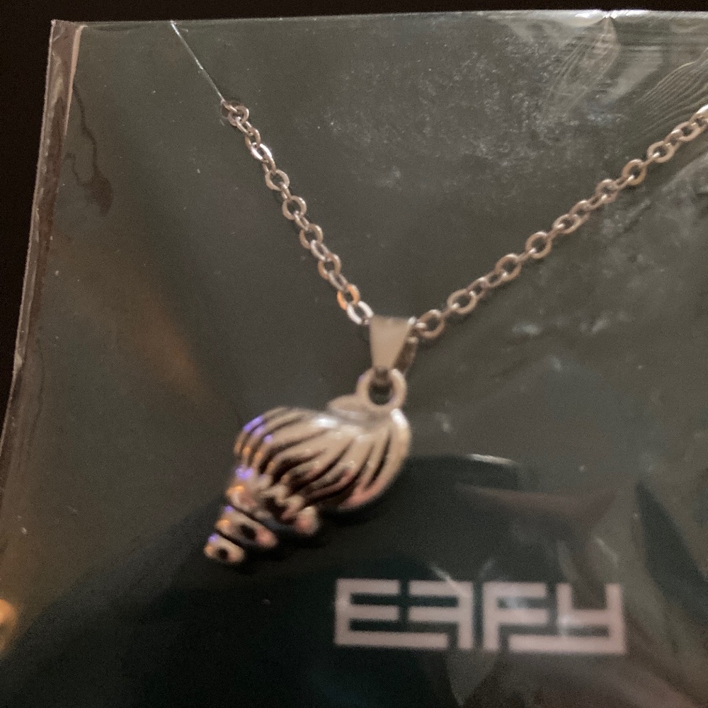Effy Silver Tone Conch Shell Charm on Silver Tone Chain Necklace